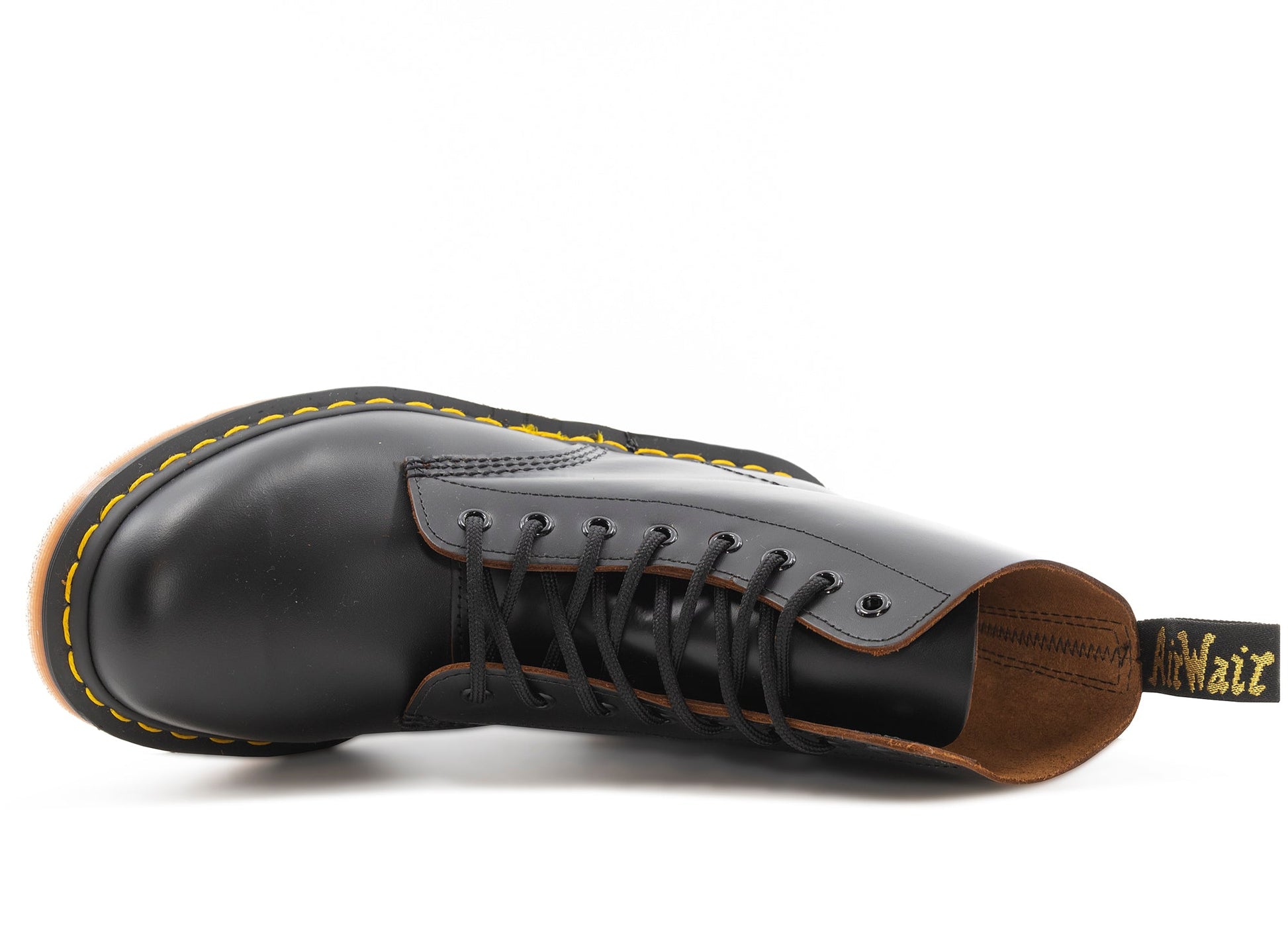 studio-shot-v9-10736