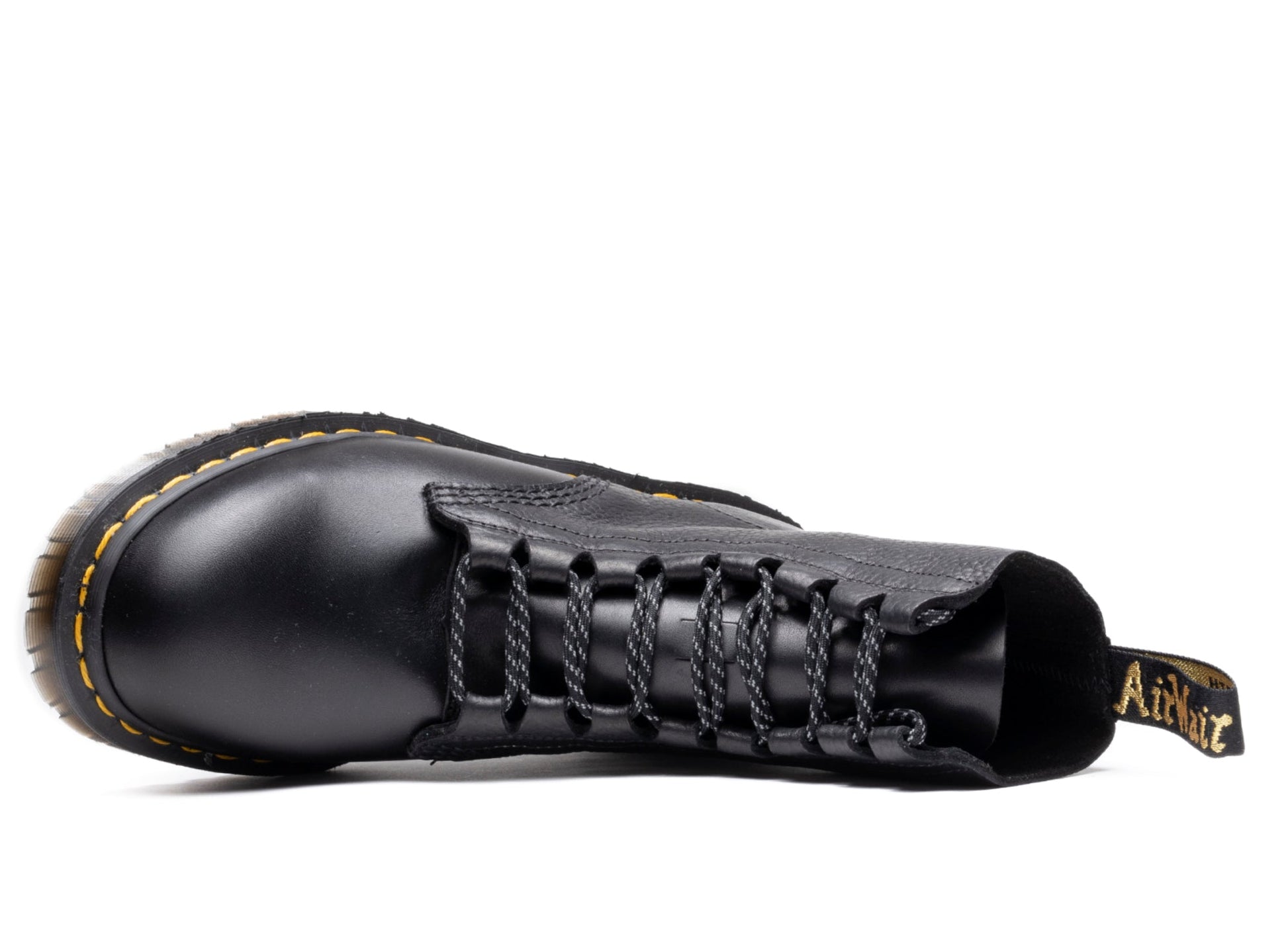 studio-shot-v9-69734