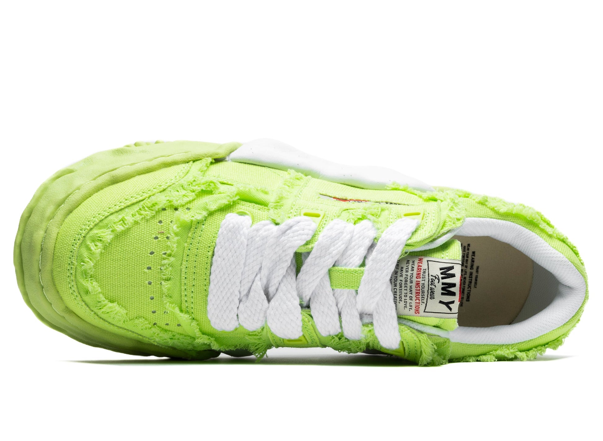 studio-shot-v9-83810