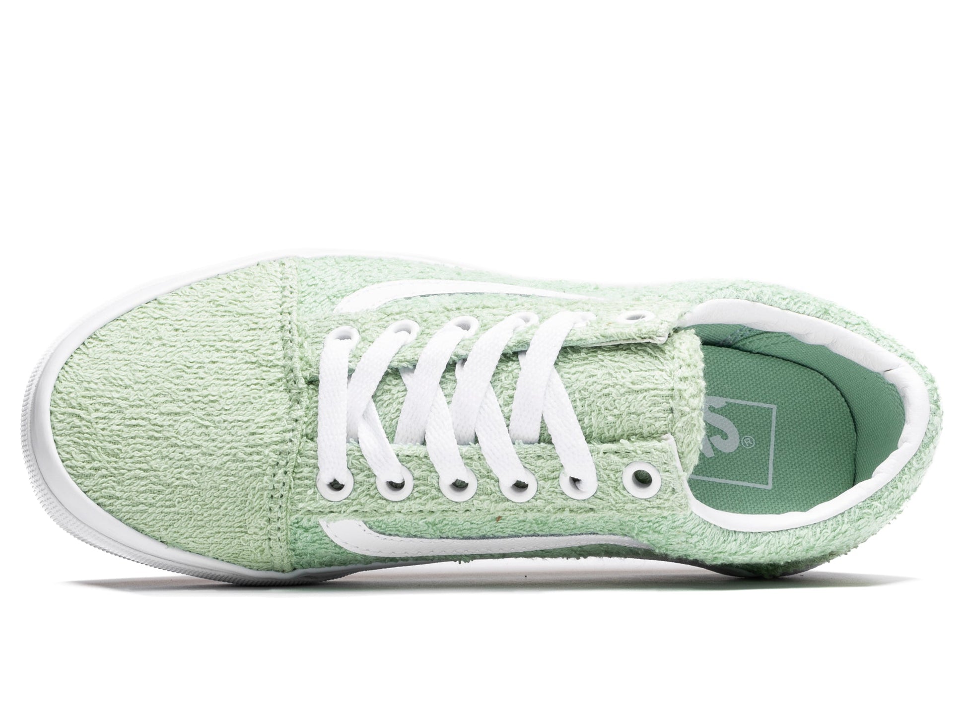 studio-shot-v9-46220