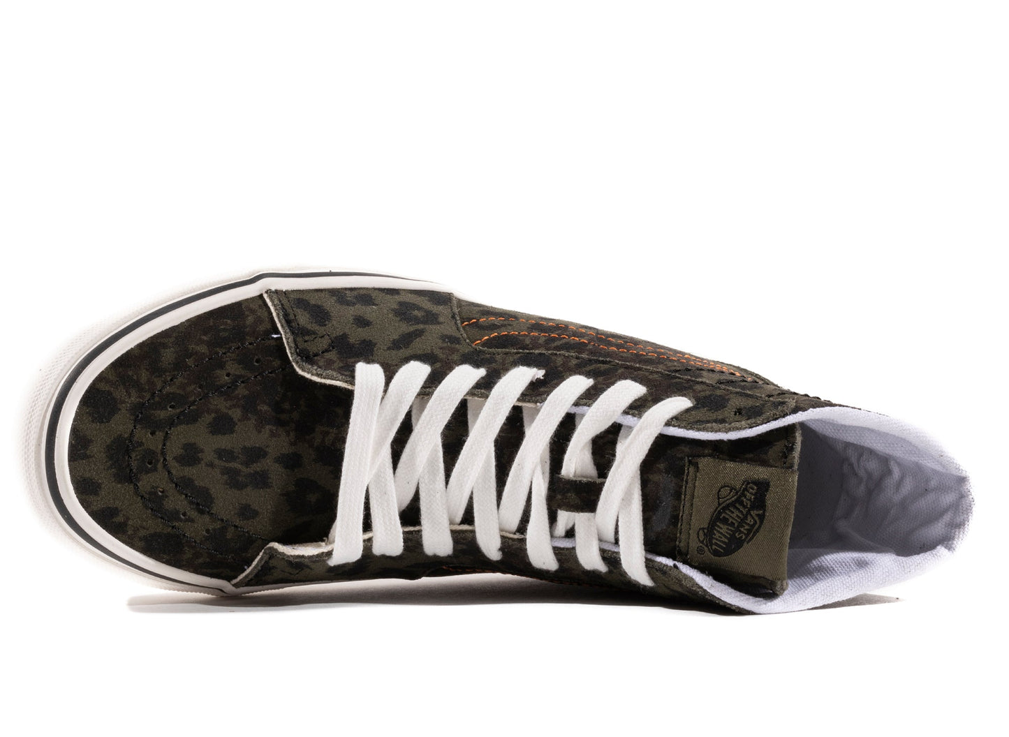 studio-shot-v9-15215