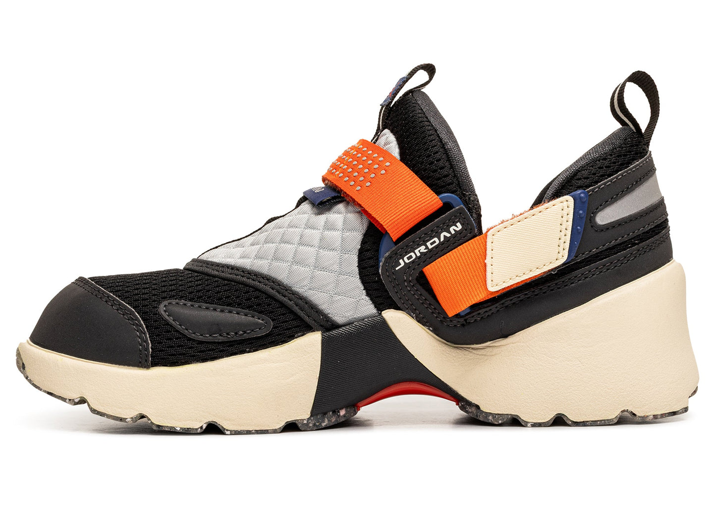 studio-shot-v9-67615