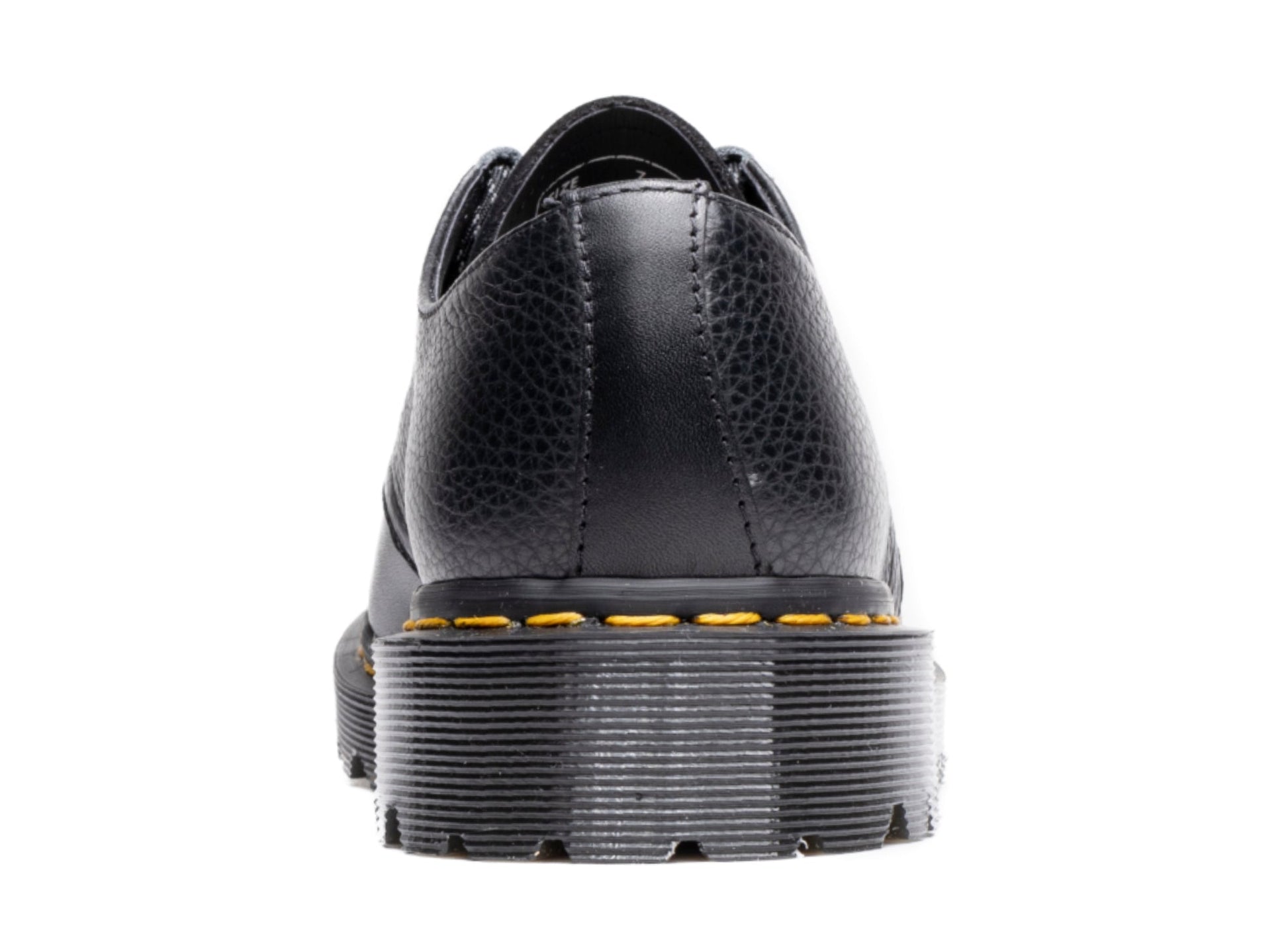 studio-shot-v9-40897