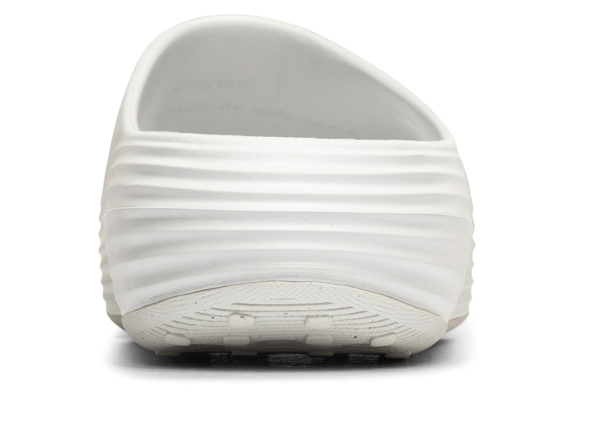 studio-shot-v9-23400