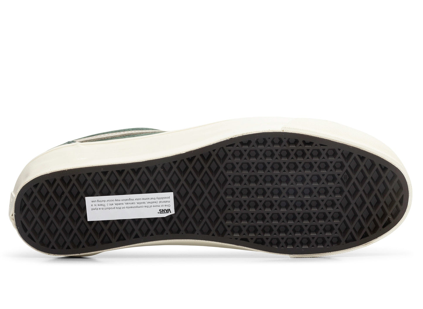 studio-shot-v9-85385