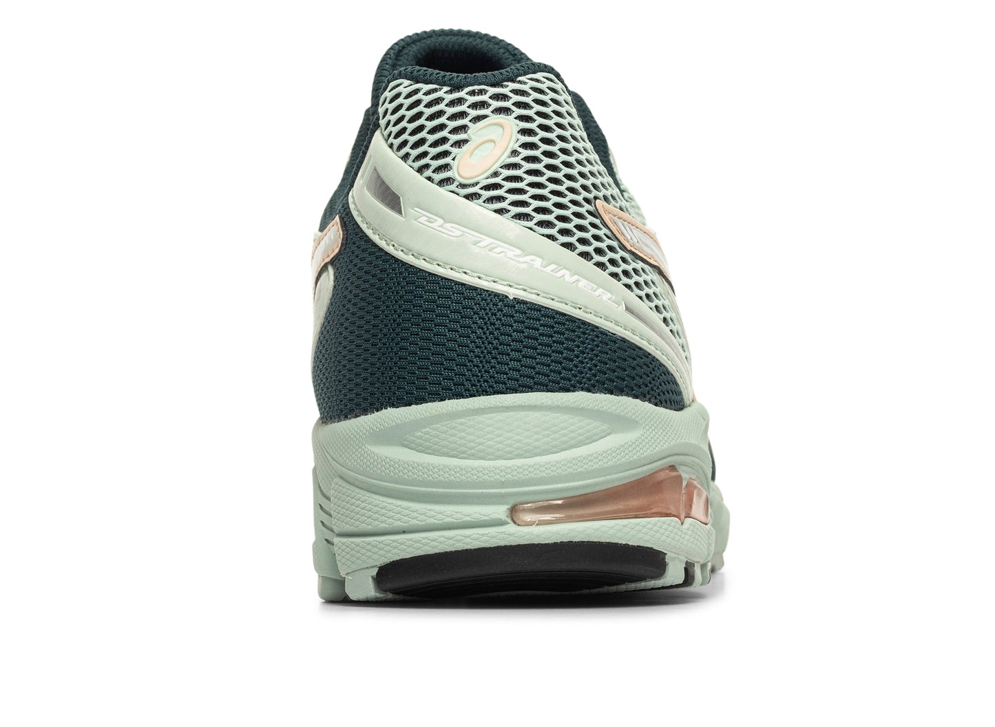 studio-shot-v9-12778