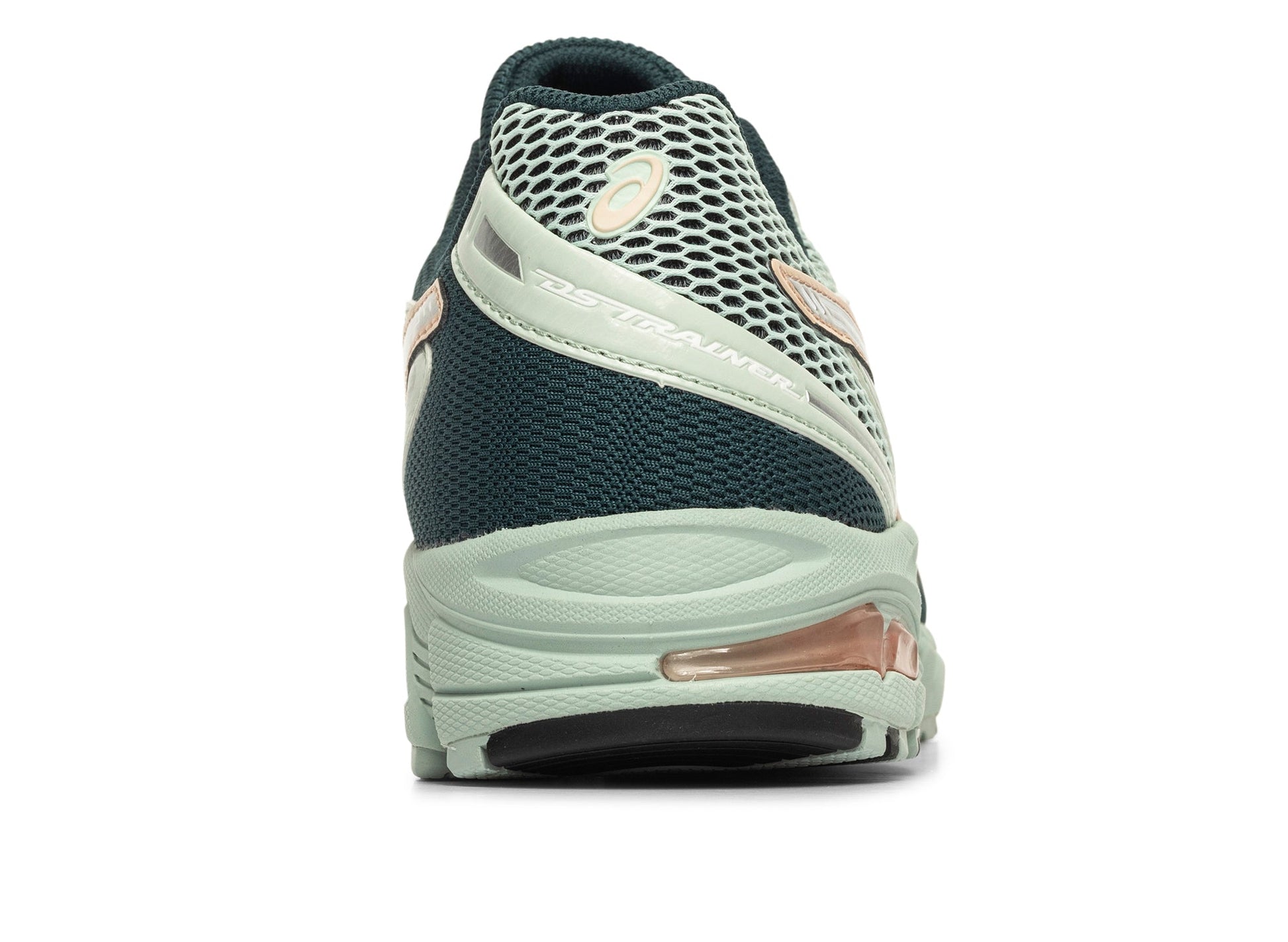 studio-shot-v9-12778