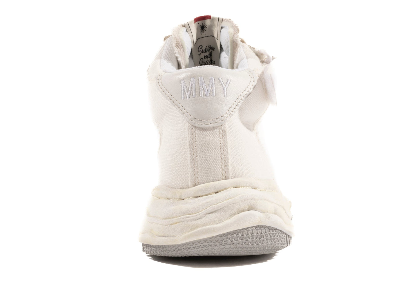 studio-shot-v9-98840