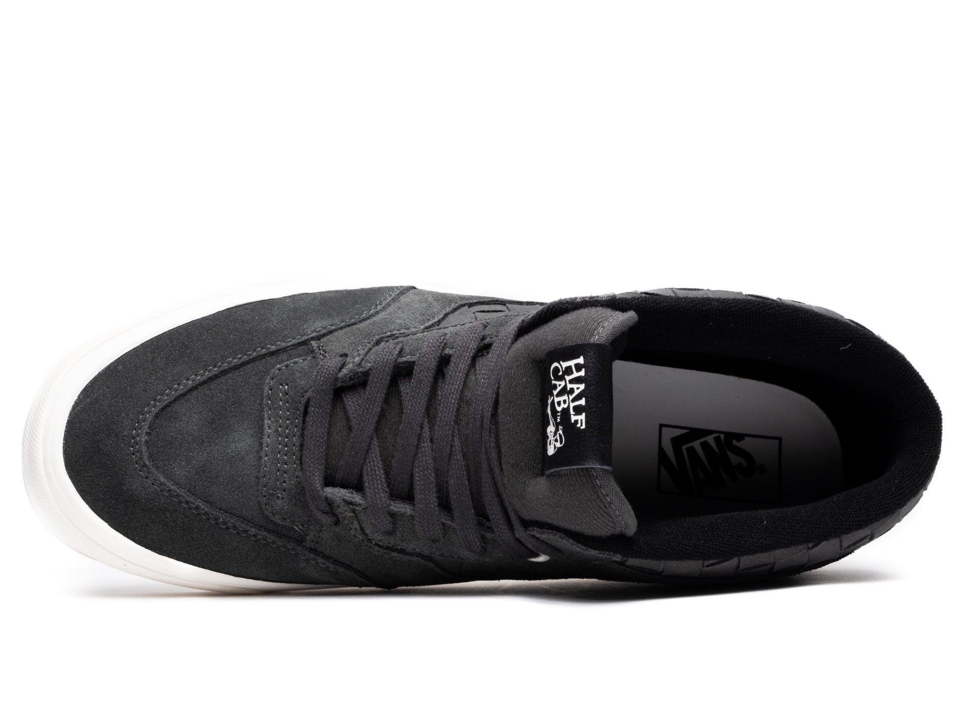 studio-shot-v9-62362