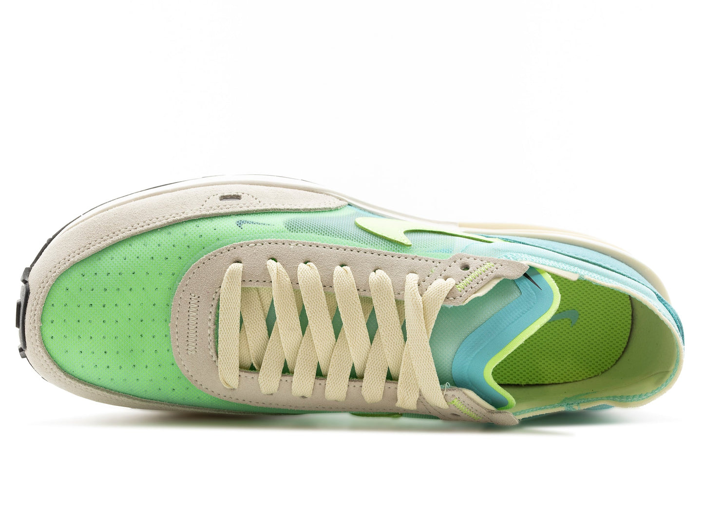 studio-shot-v9-39493