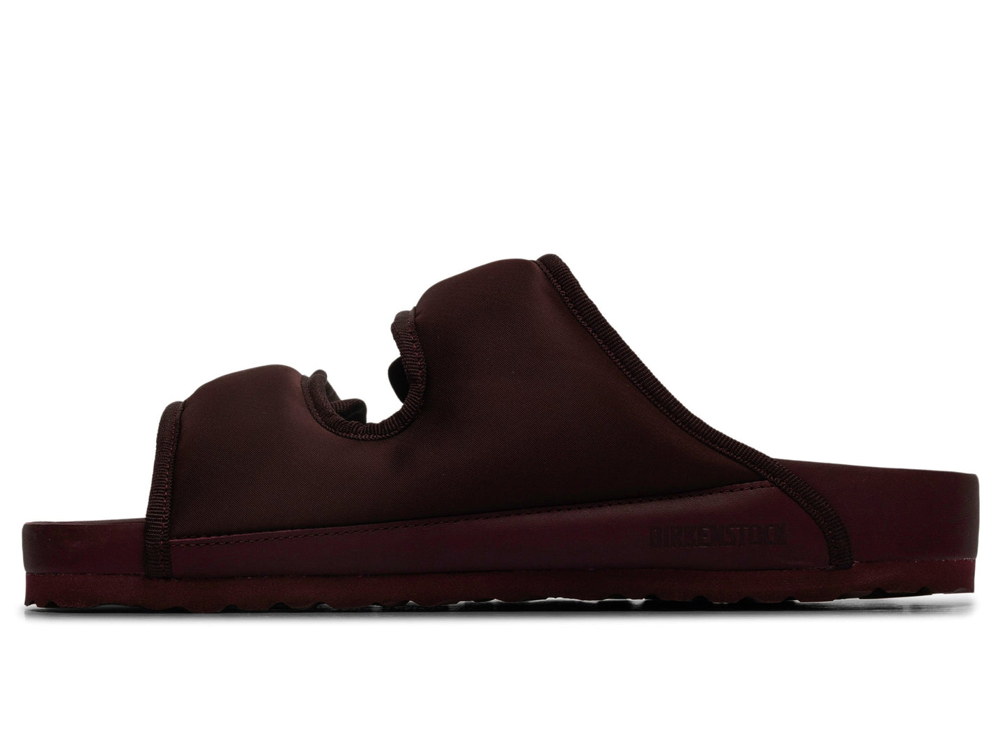 studio-shot-v9-39497