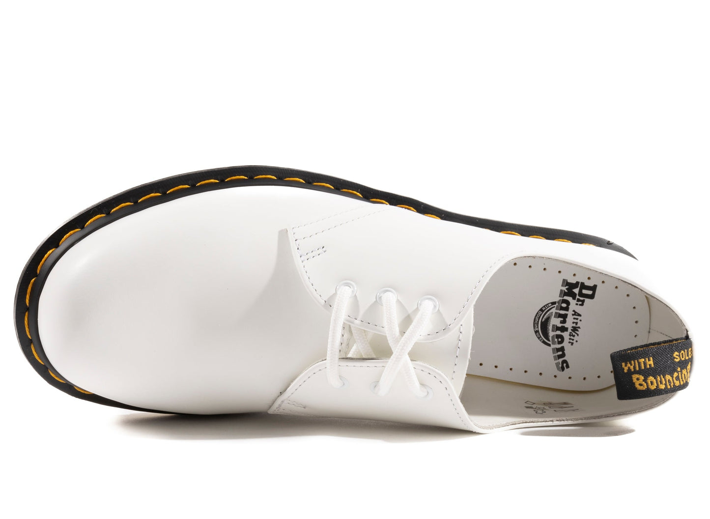 studio-shot-v9-96881