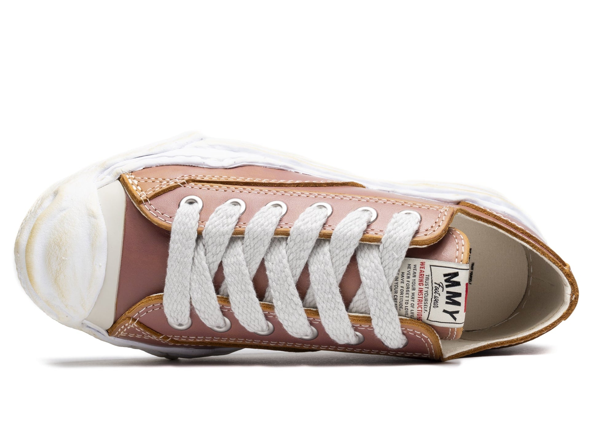 studio-shot-v9-10296