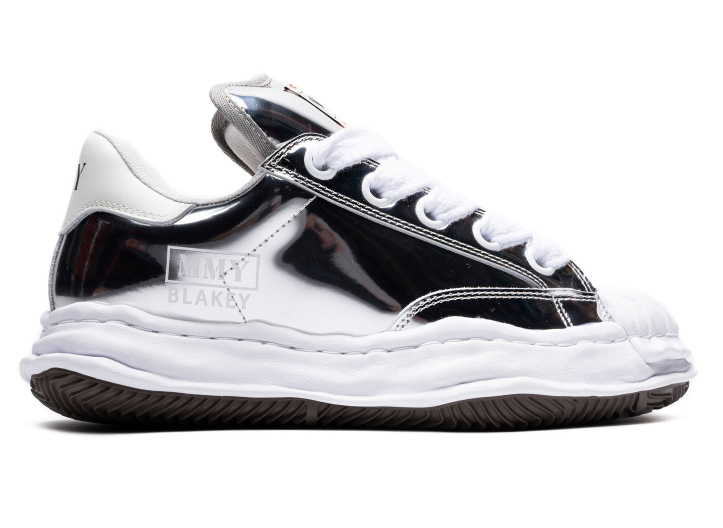 studio-shot-v9-18311