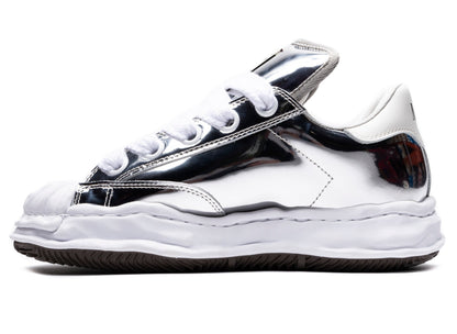 studio-shot-v9-20861