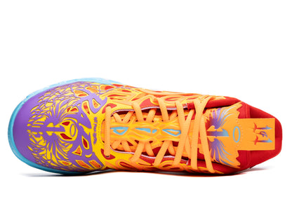 studio-shot-v9-44012