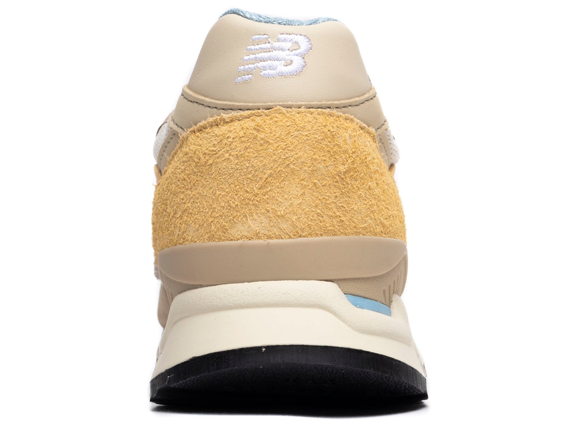 studio-shot-v9-49804