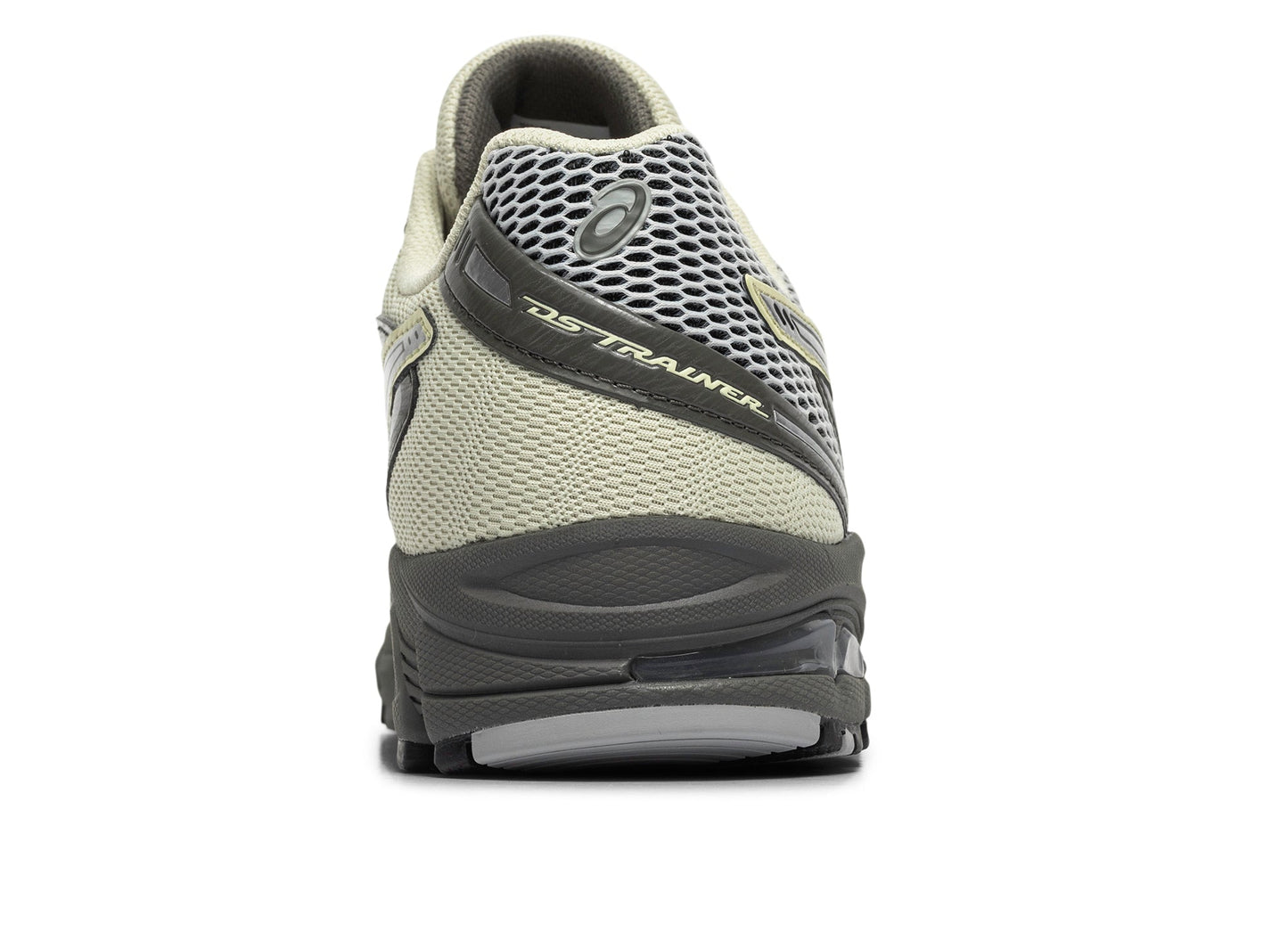 studio-shot-v9-51380