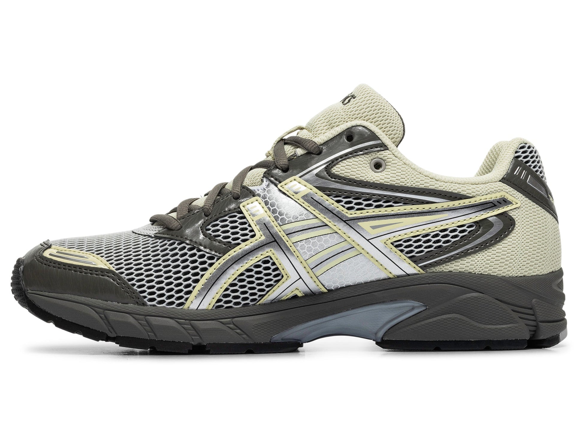 studio-shot-v9-72723