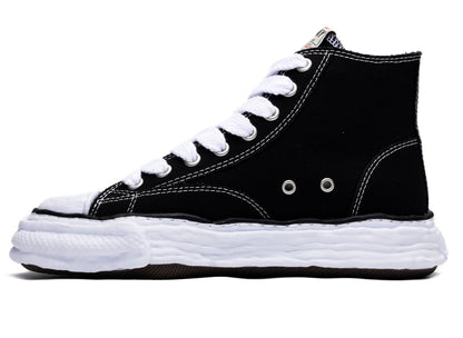 studio-shot-v9-85273