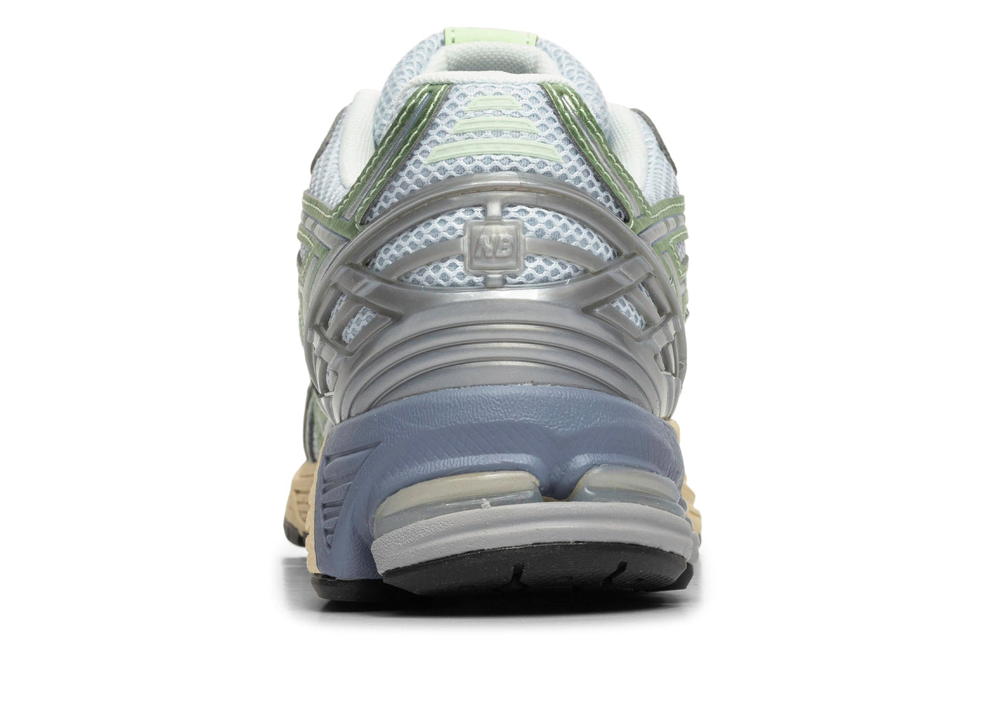 studio-shot-v9-50760