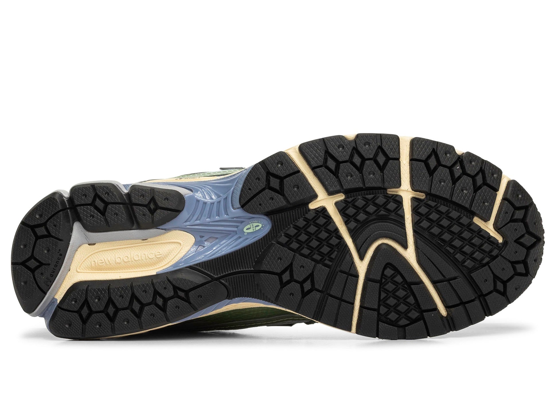 studio-shot-v9-70979