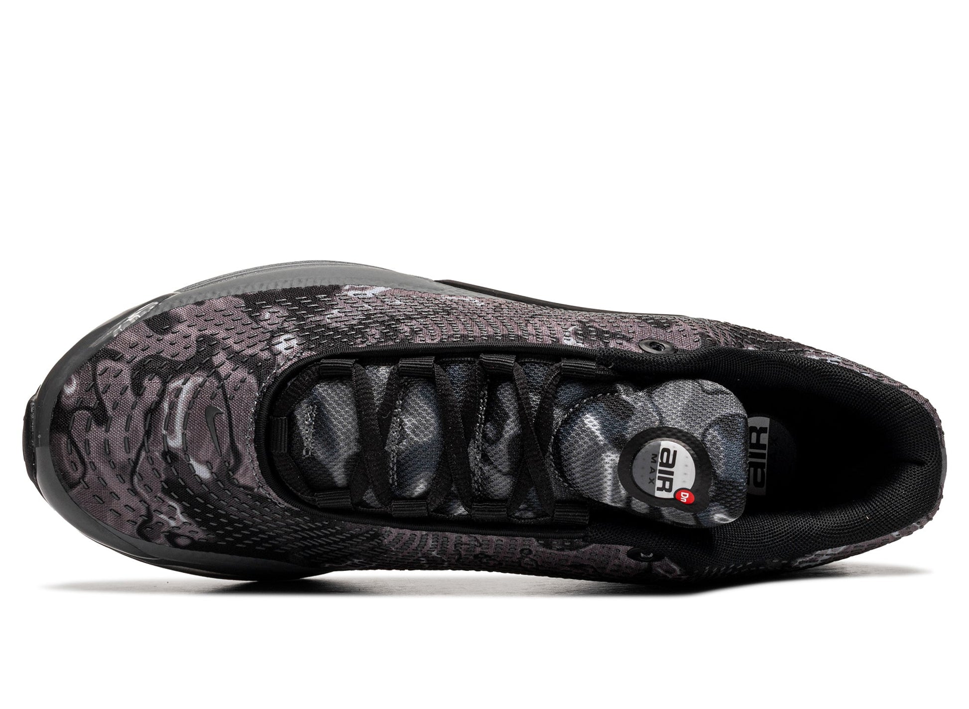 studio-shot-v9-59957