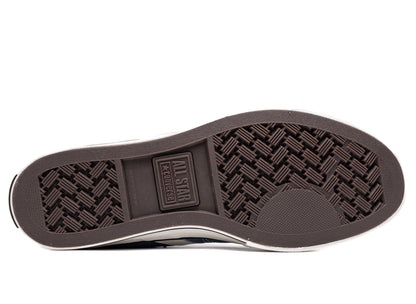 studio-shot-v9-56800