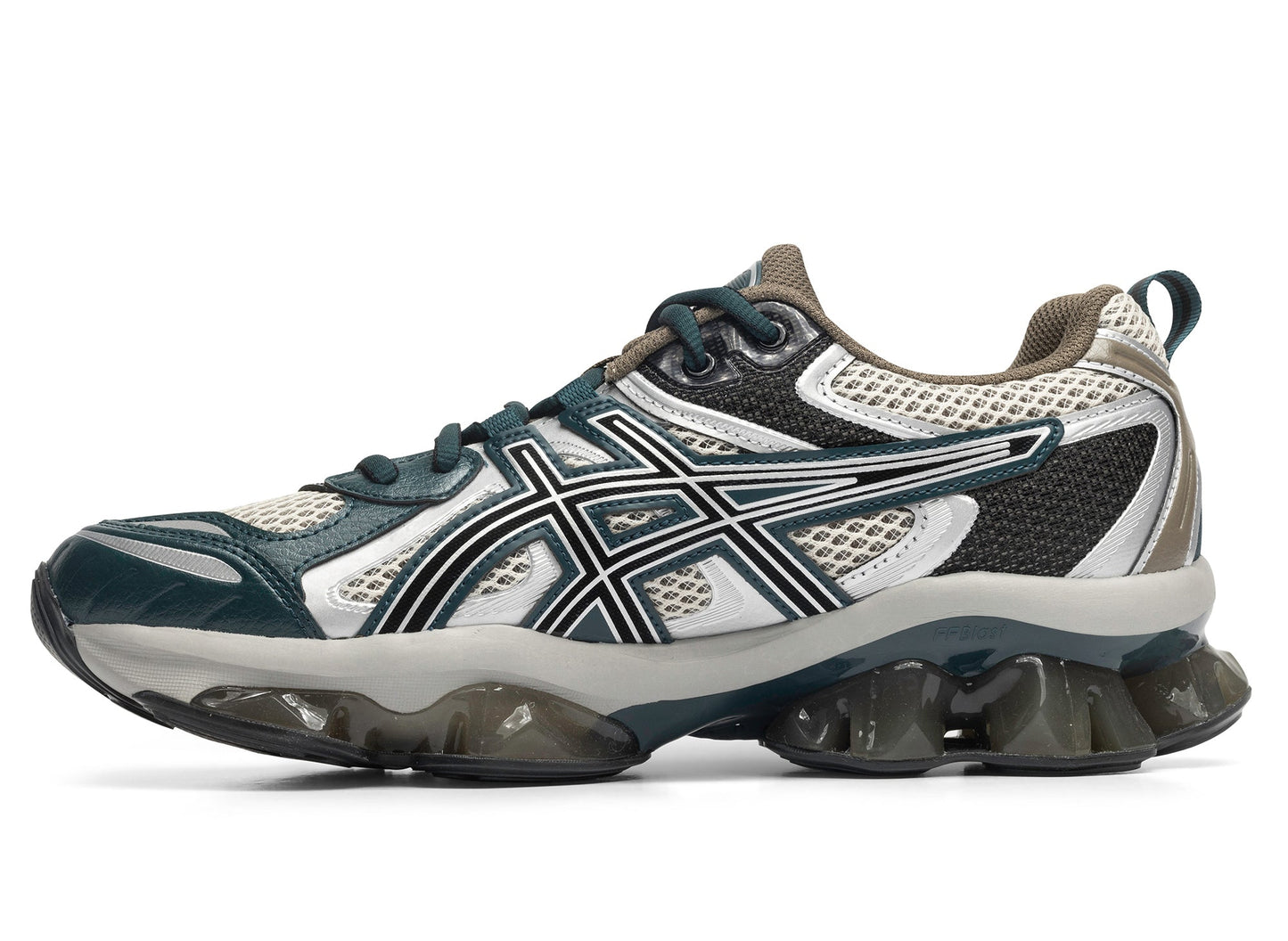 studio-shot-v9-80640