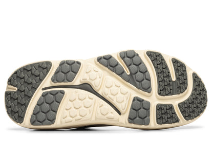 studio-shot-v9-17781