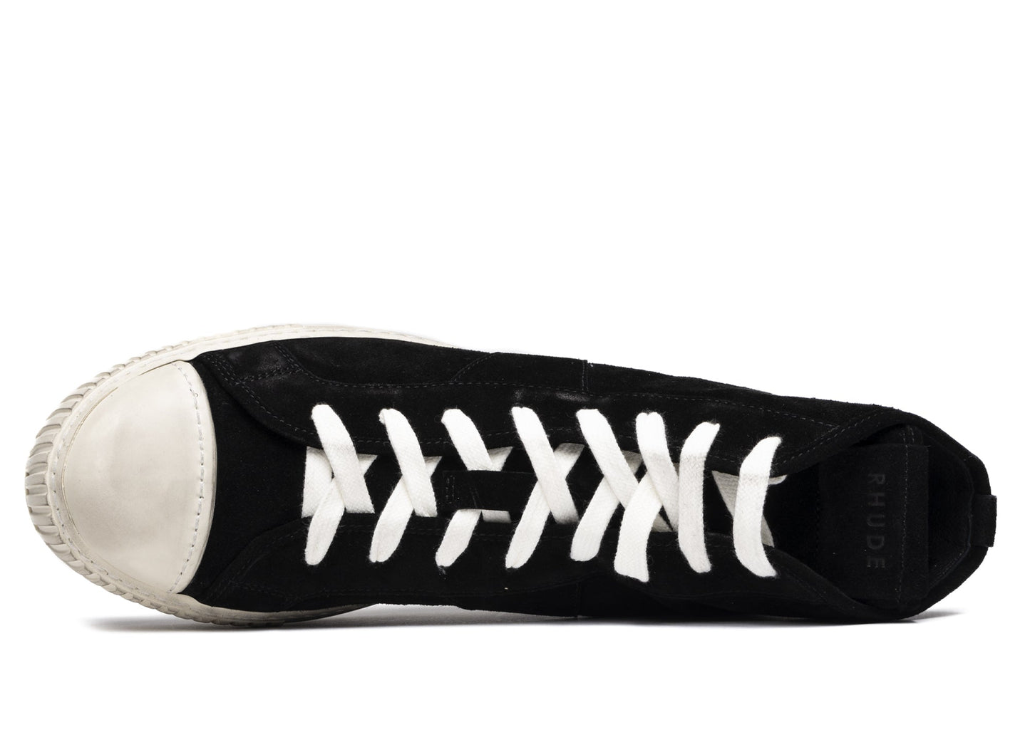 studio-shot-v9-66075