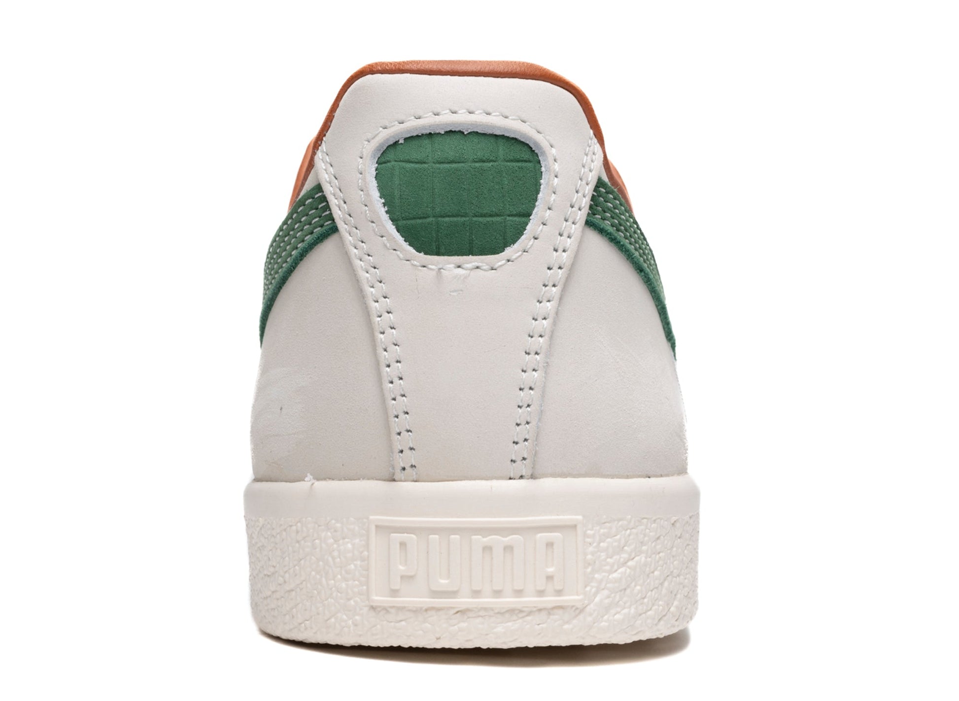 studio-shot-v9-77427