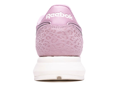 studio-shot-v9-27894