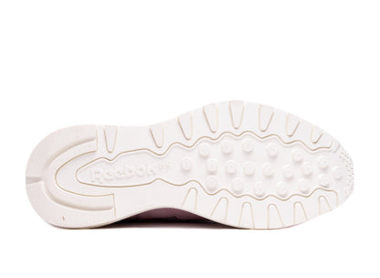 studio-shot-v9-58093