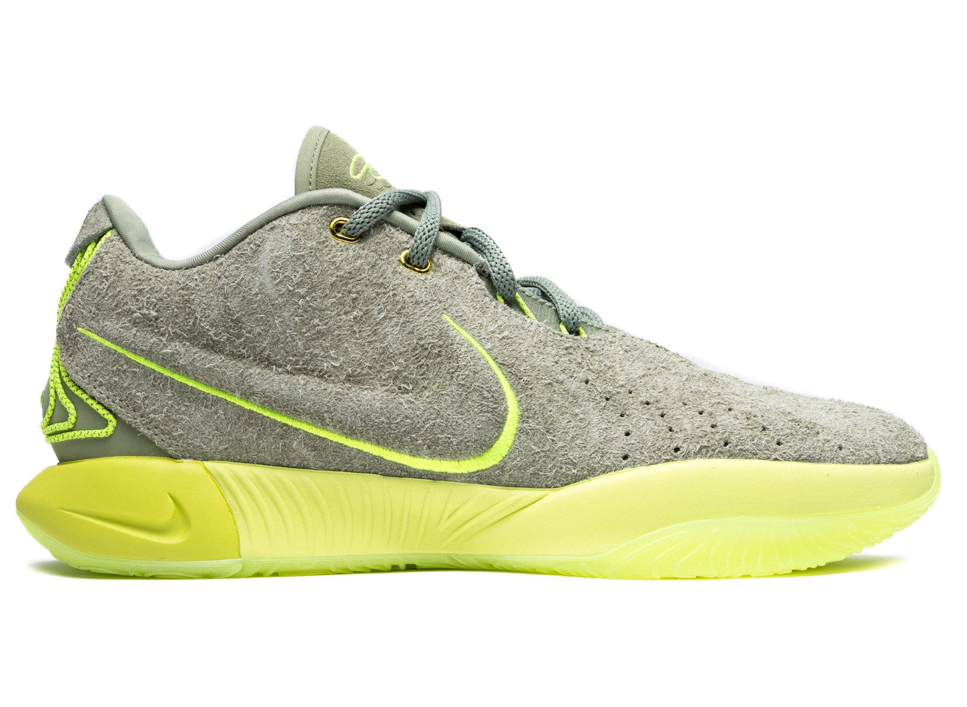 studio-shot-v9-35552