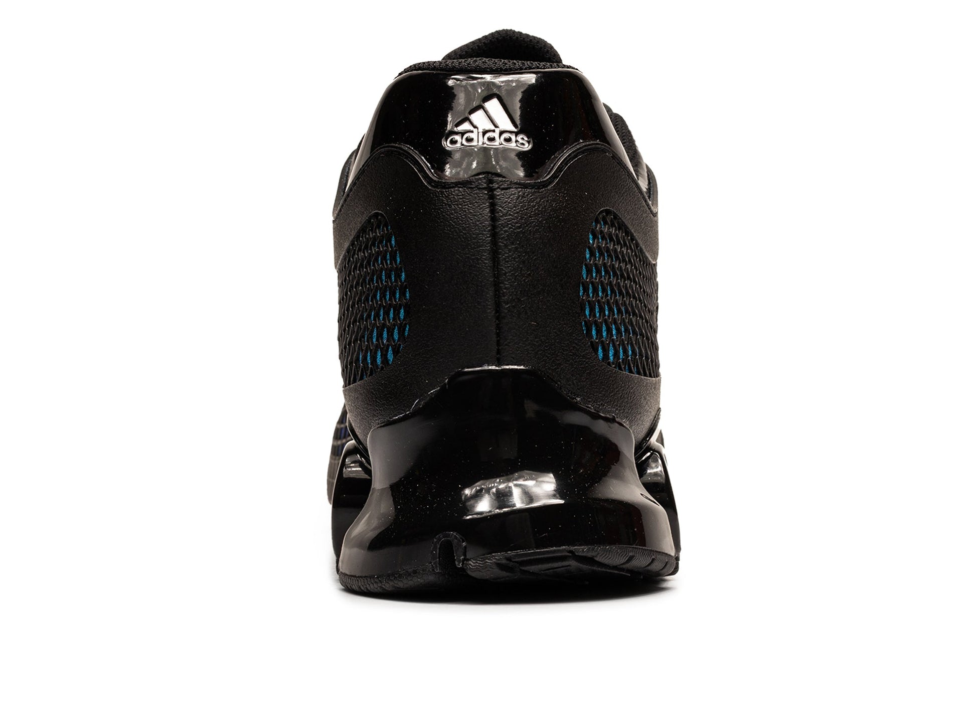 studio-shot-v9-32940