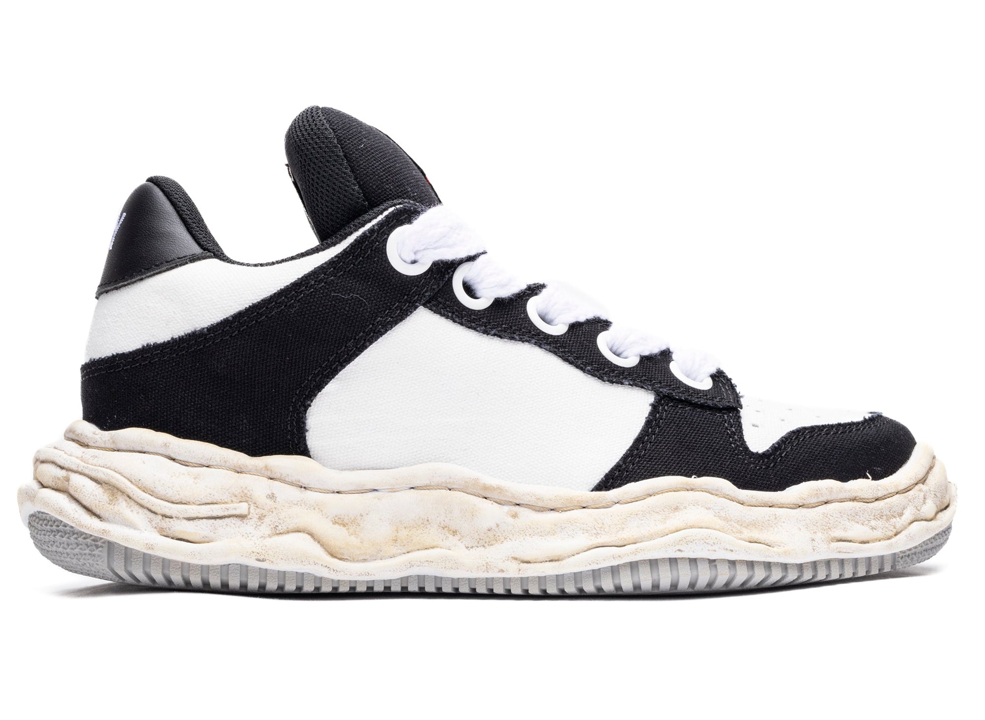 studio-shot-v9-92469