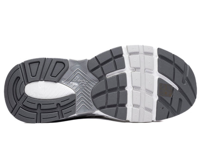 studio-shot-v9-60130