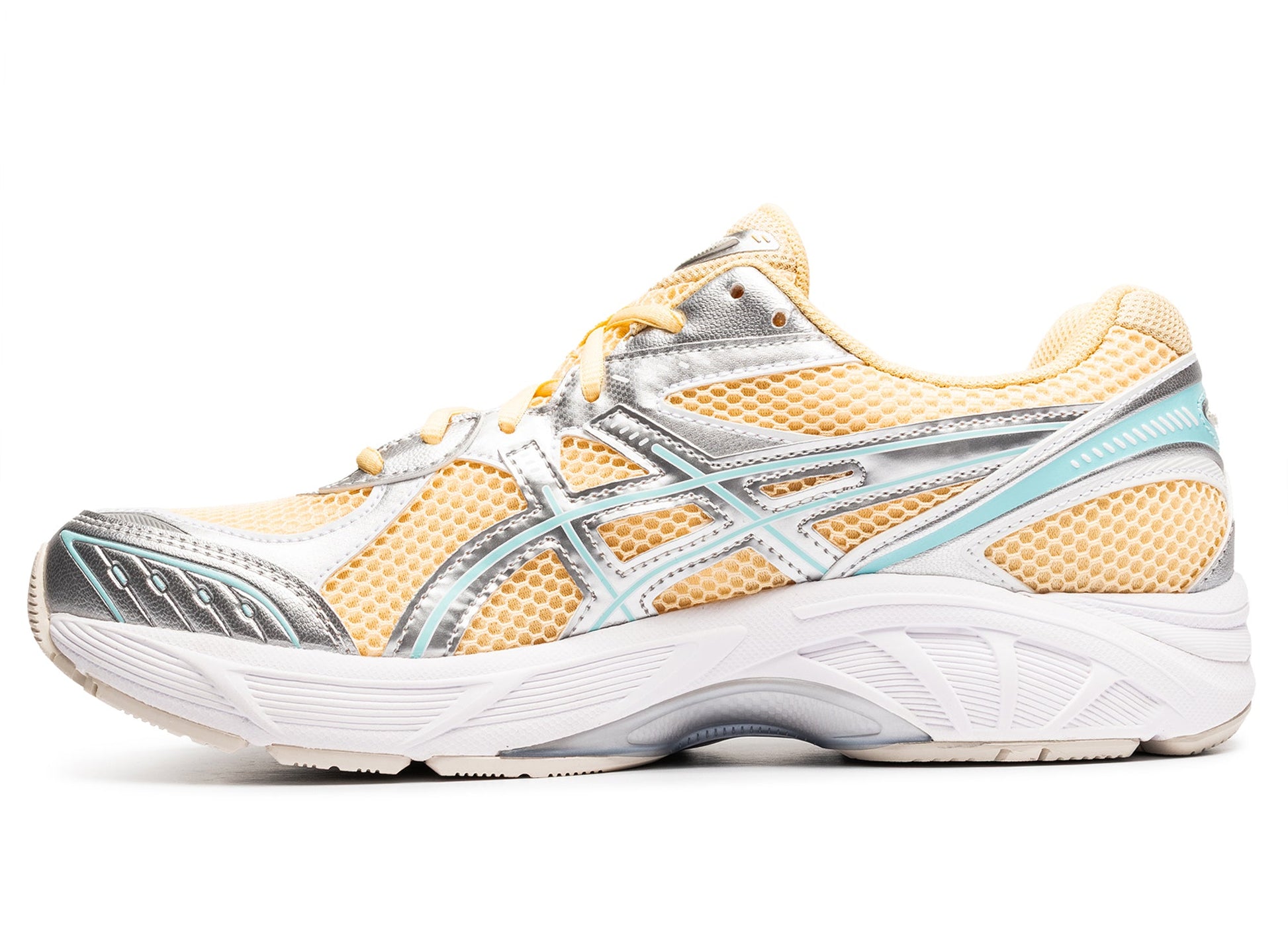 studio-shot-v9-81543