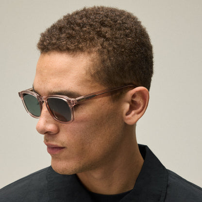 studio-shot-v5-66883