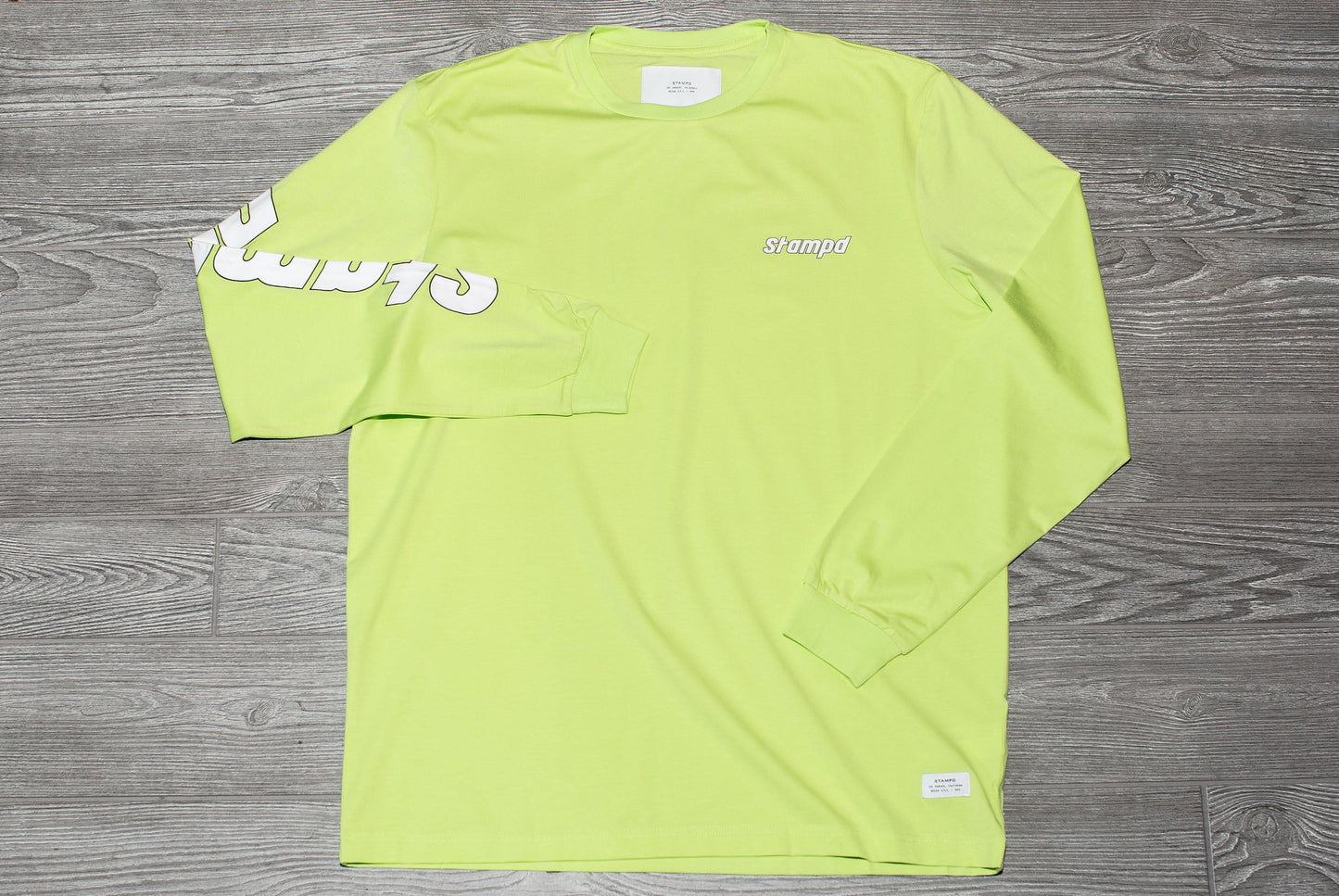 studio-shot-v9-14824