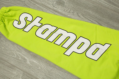 studio-shot-v9-25480