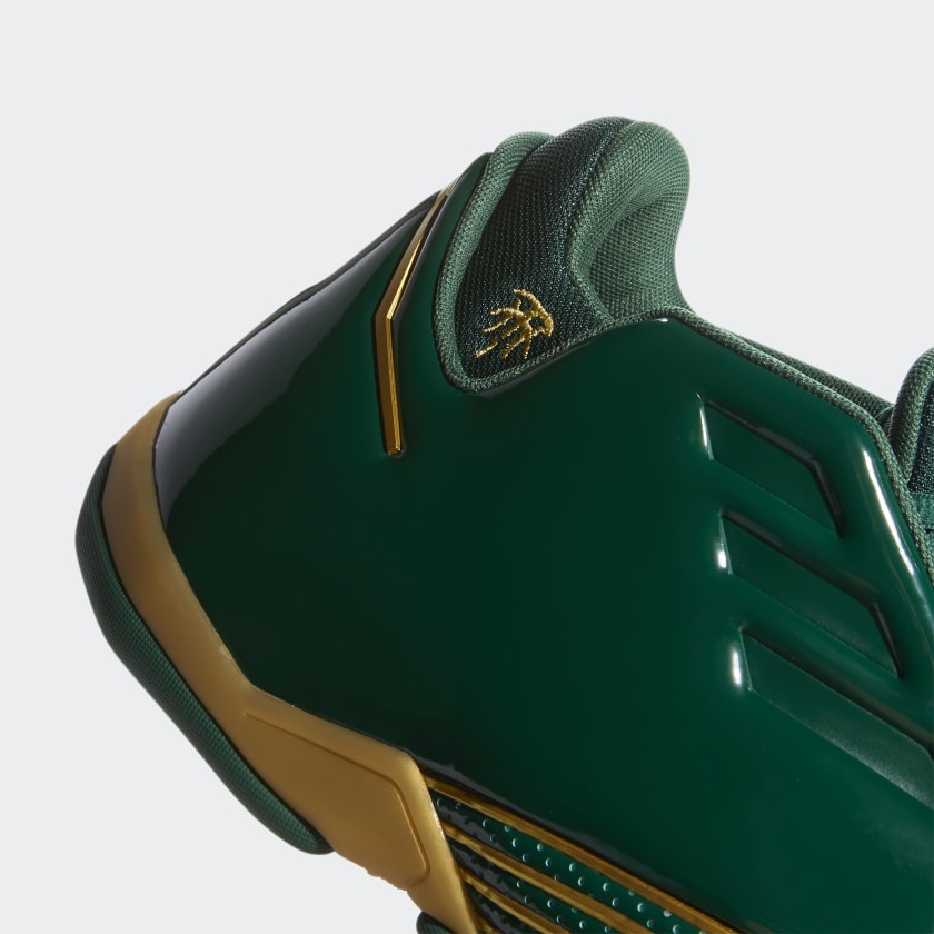 studio-shot-v9-42809