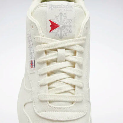 studio-shot-v9-37847