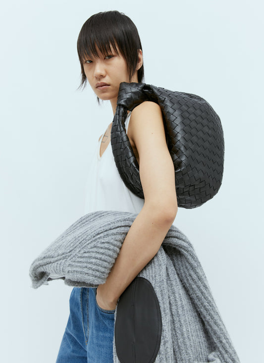 studio-shot-v5-63493