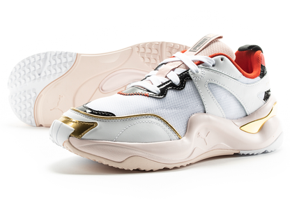 studio-shot-v9-19221