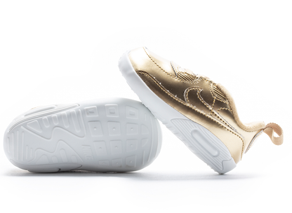 studio-shot-v9-43012