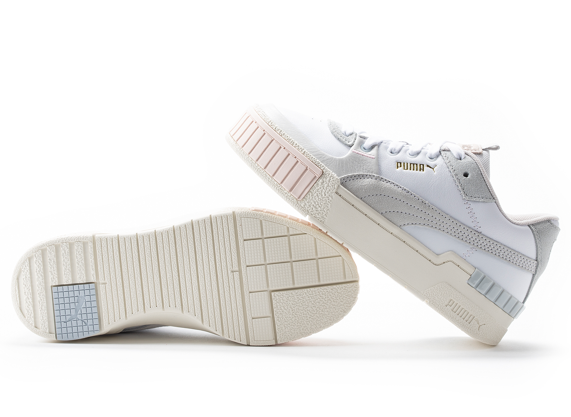 studio-shot-v9-13005