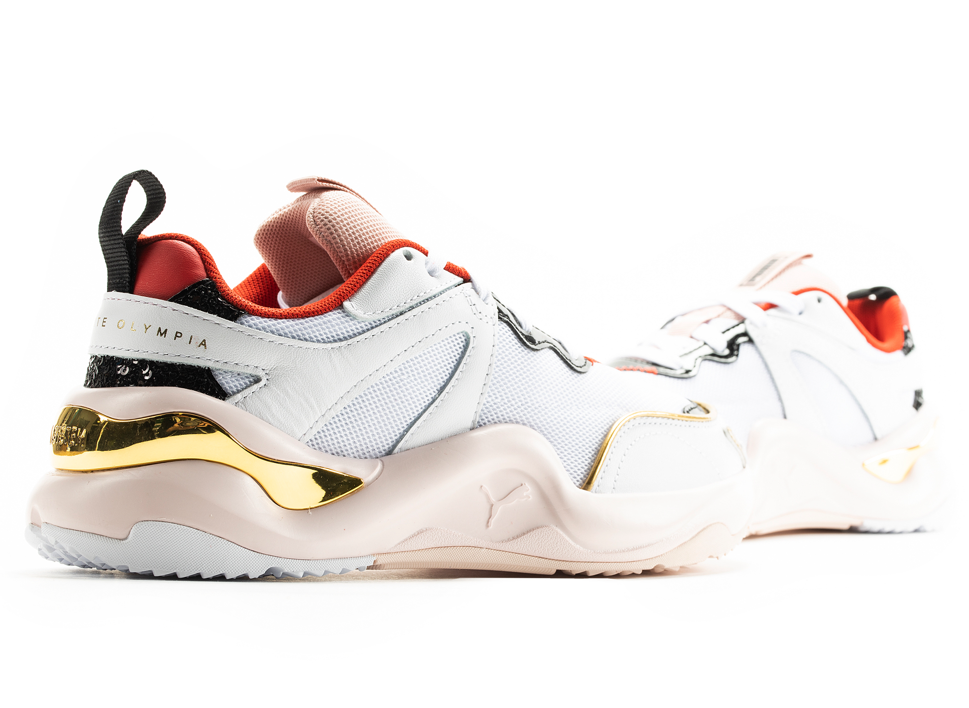 studio-shot-v9-74630