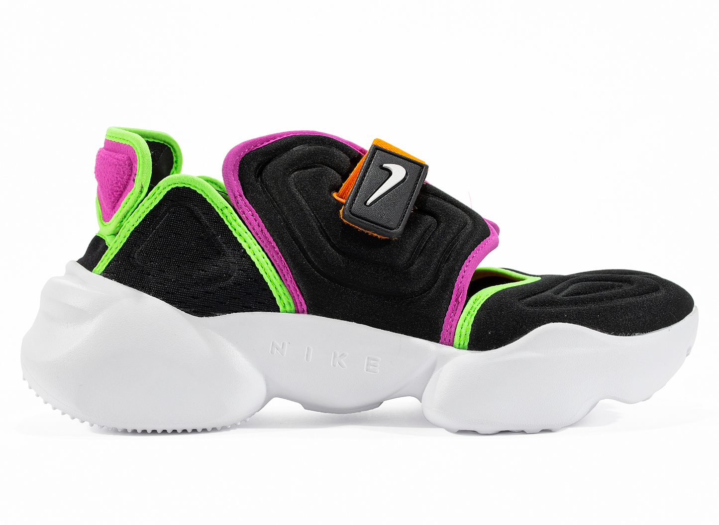 studio-shot-v9-96637